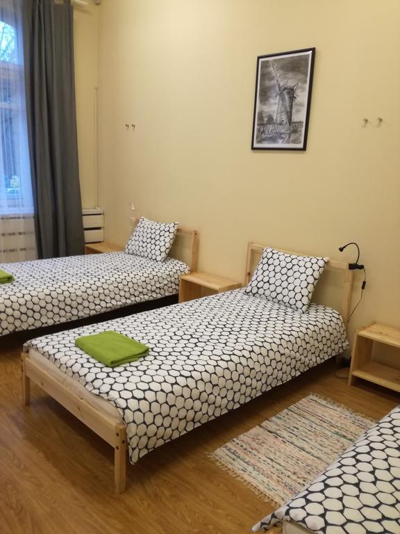 25 Hours Hostel Вилнюс Екстериор снимка