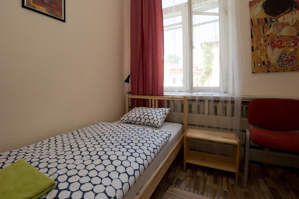 25 Hours Hostel Вилнюс Екстериор снимка