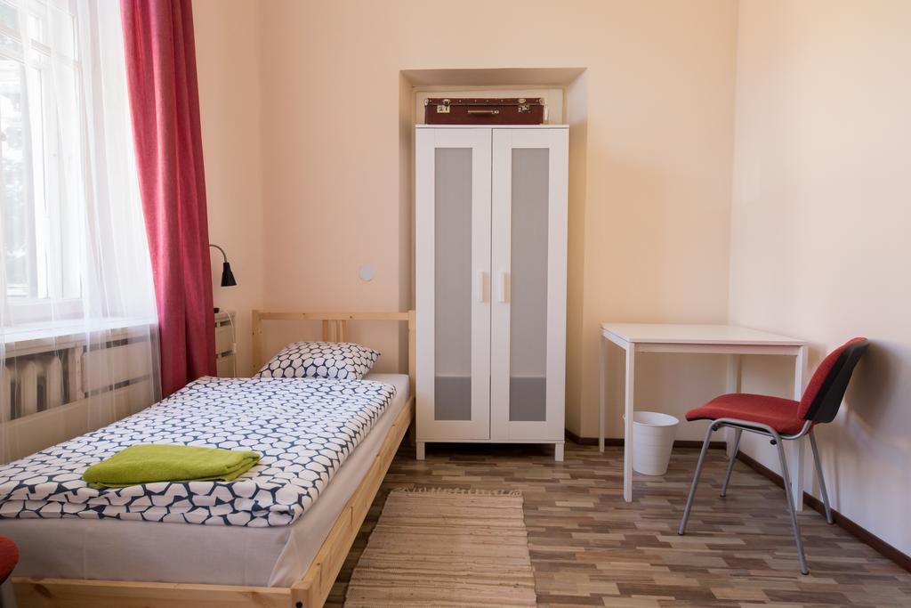 25 Hours Hostel Вилнюс Екстериор снимка