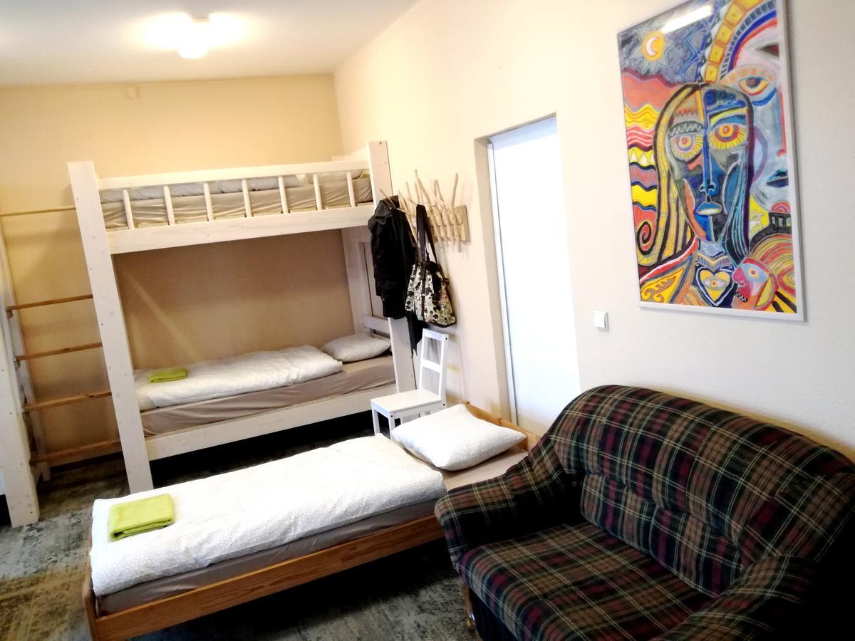 25 Hours Hostel Вилнюс Екстериор снимка